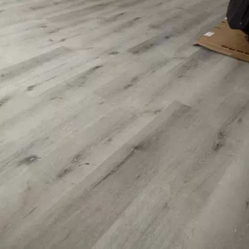 Piso Vinilico Aquablue 4/0.3 X 184 X 1220mm- Caja 2,70m² Nebraska