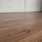 Imagen 10 de Flotantes Kronotex 8mm X 193mm X 1380 No Bisel- Caja 2,13m2 Roble Century Brown
