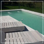 Imagen 3 de Deck Wpc Exterior Linea Camaleon 22mm X 138 X 2900 [unidad] Gris Plata Y Gris Ceniza Mate
