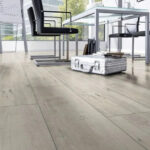 Imagen 3 de Pisos Flotantes Kronotex 8mm- Con Bisel- Caja 2,70m2 Roble Gala Weib