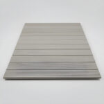 Imagen 7 de Deck Wpc Exterior Linea Camaleon 22mm X 138 X 2900 [unidad] Blanco Puro Y Roble Marron Mate